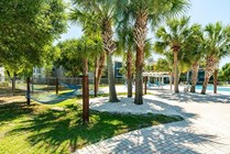 Cabana-Beach-Gainesville-Off-Campus-Apartments-Near-University-of-Florida-Hammock-Garden