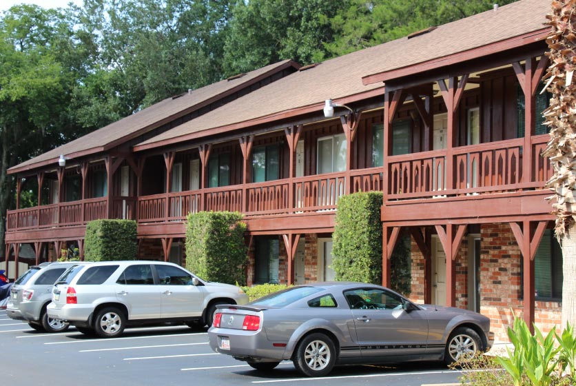 Camelot Apartments Gainesville Swamp Rentals