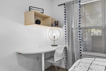 Cabana-Beach-Gainesville-Apartments-Near-University-of-Florida-Bedroom-Built-In-Desk