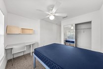 Cabana-Beach-Gainesville-Apartments-Near-University-of-Florida-Furnished-Vacant-Bedroom