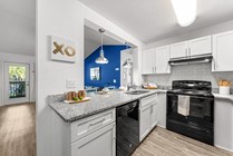 Cabana-Beach-Gainesville-Apartments-Near-University-of-Florida-Kitchen