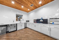 Cabana-Beach-Gainesville-Apartments-Near-University-of-Florida-Resident-Clubhouse-Coffee-Bar