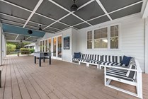 Cabana-Beach-Gainesville-Apartments-Near-University-of-Florida-Resident-Clubhouse-Patio