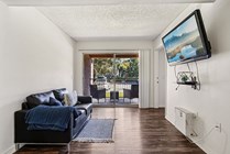 7-web-or-mls-SW 27th St-S1212-007