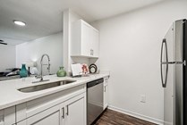 13-web-or-mls-SW 27th St-S1212-013