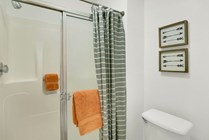 4000 SW 37th Blvd Gainsville FL 3260816Bath 1 Shower