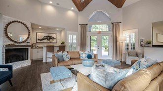 Spyglass Apartments
